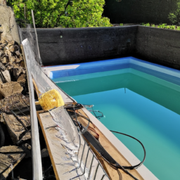 Piscine Extérieure à Coque : Élégance et Facilité d'Entretien Le Port